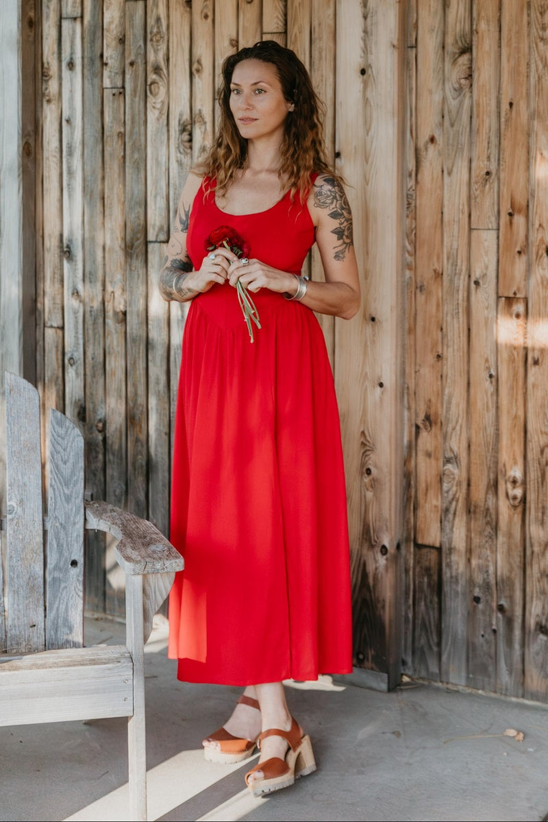 Long Agnes dress in Red Linen XL Long Agnes dress in Red Linen XL