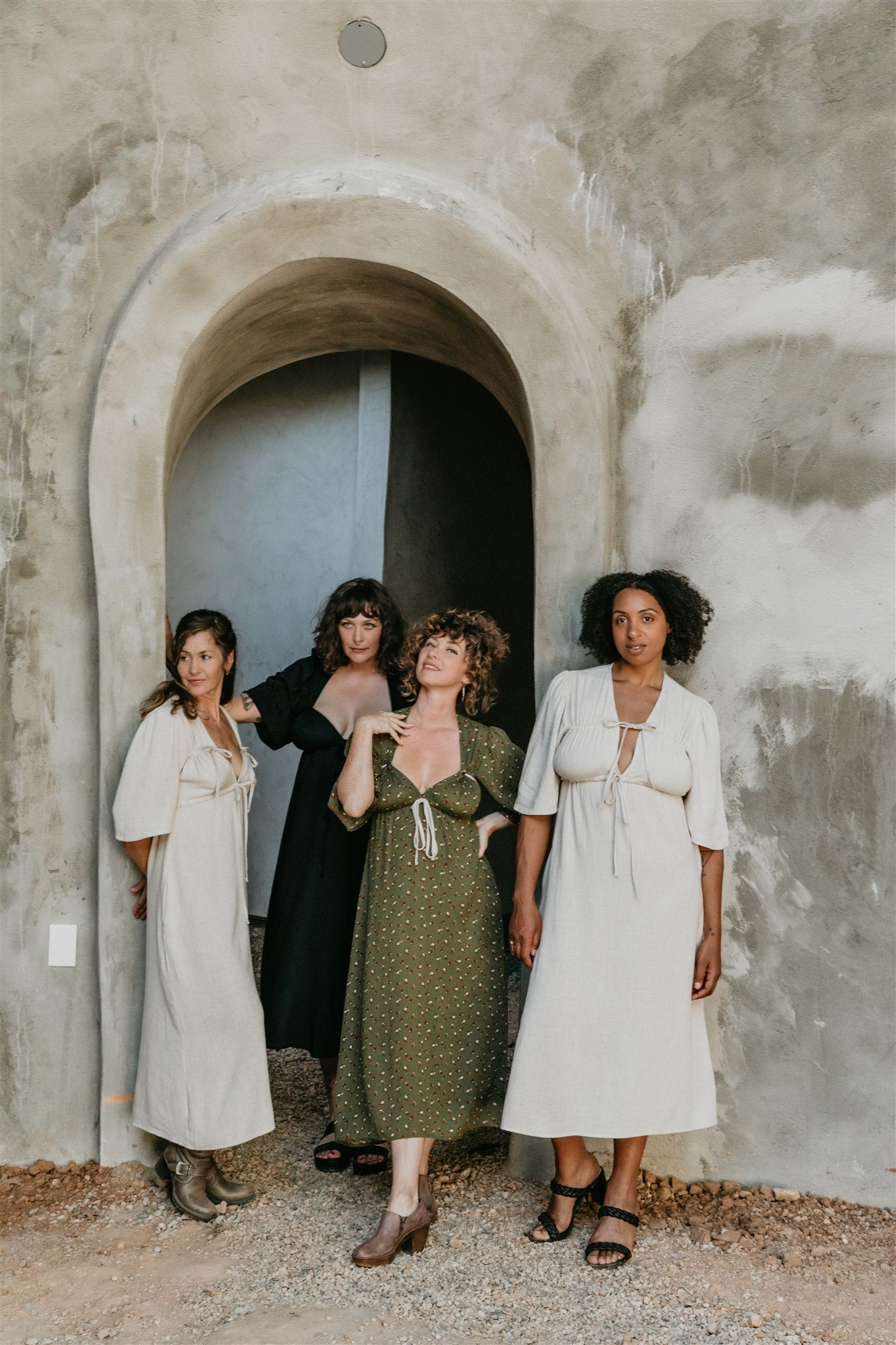 Tyrah Dress in Green Floral Calico Crepe 4 - 3X/5X Tyrah Dress in Green Floral Calico Crepe 4 - 3X/5X