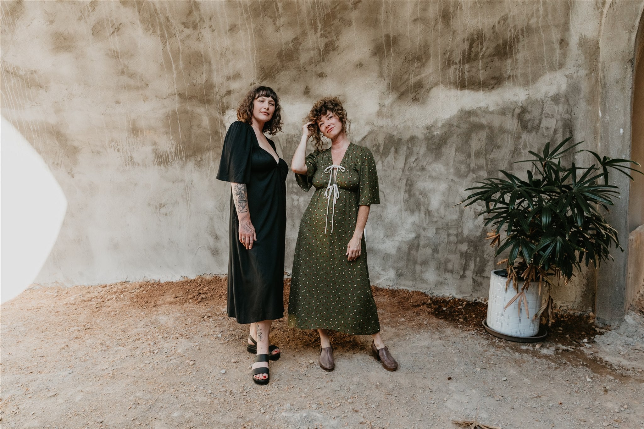 Tyrah Dress in Green Floral Calico Crepe 4 - 3X/5X Tyrah Dress in Green Floral Calico Crepe 4 - 3X/5X