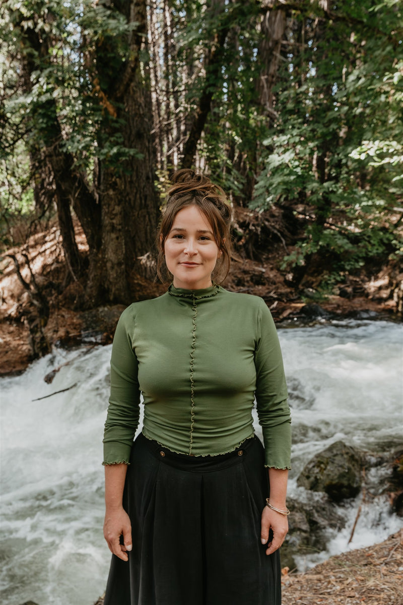 Wavy top in Olive Knit
