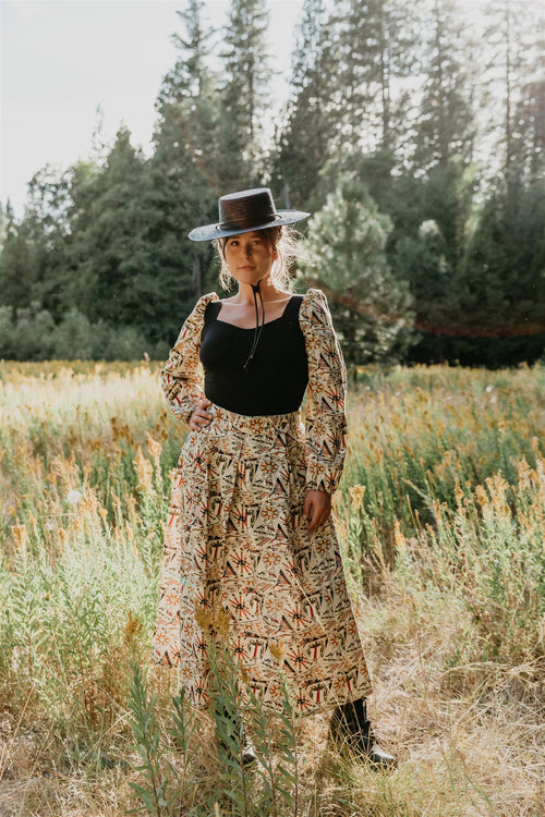 Elizabeth Top in Black on Tarot Cotton