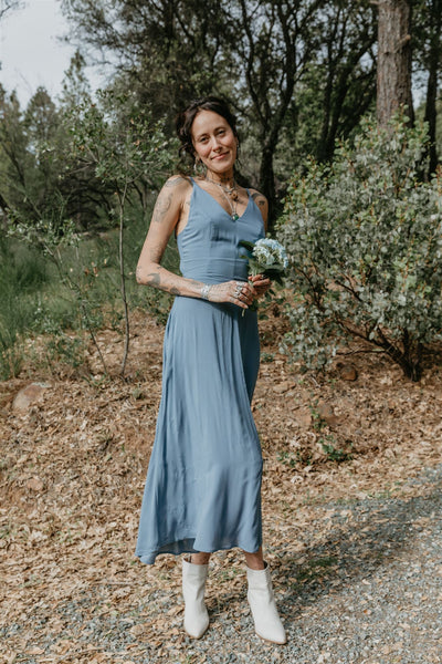 day dress Meadow in BB Blue Challis – Field ItemNumber:24182411 Made from luxurious crepe Glamorous One Shoulder Blue-Red Color:red-black