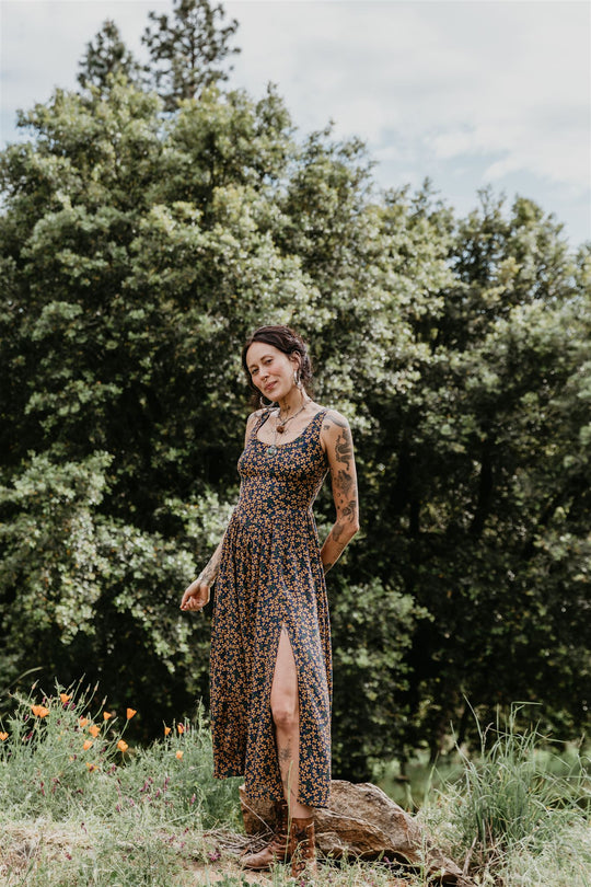 fashions on the field dresses Prairie Dress in Oat Linen M main image 0
