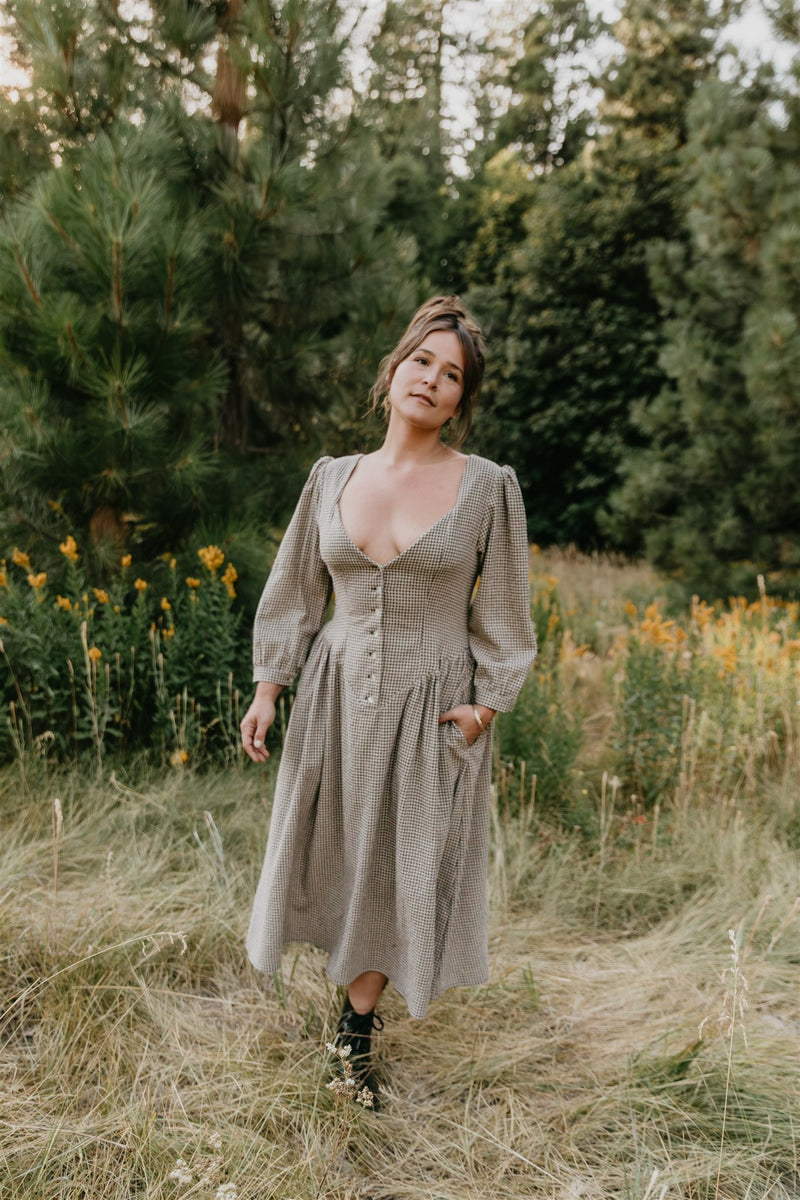 Prairie Dress in Black and Oat Gingham – Field Day