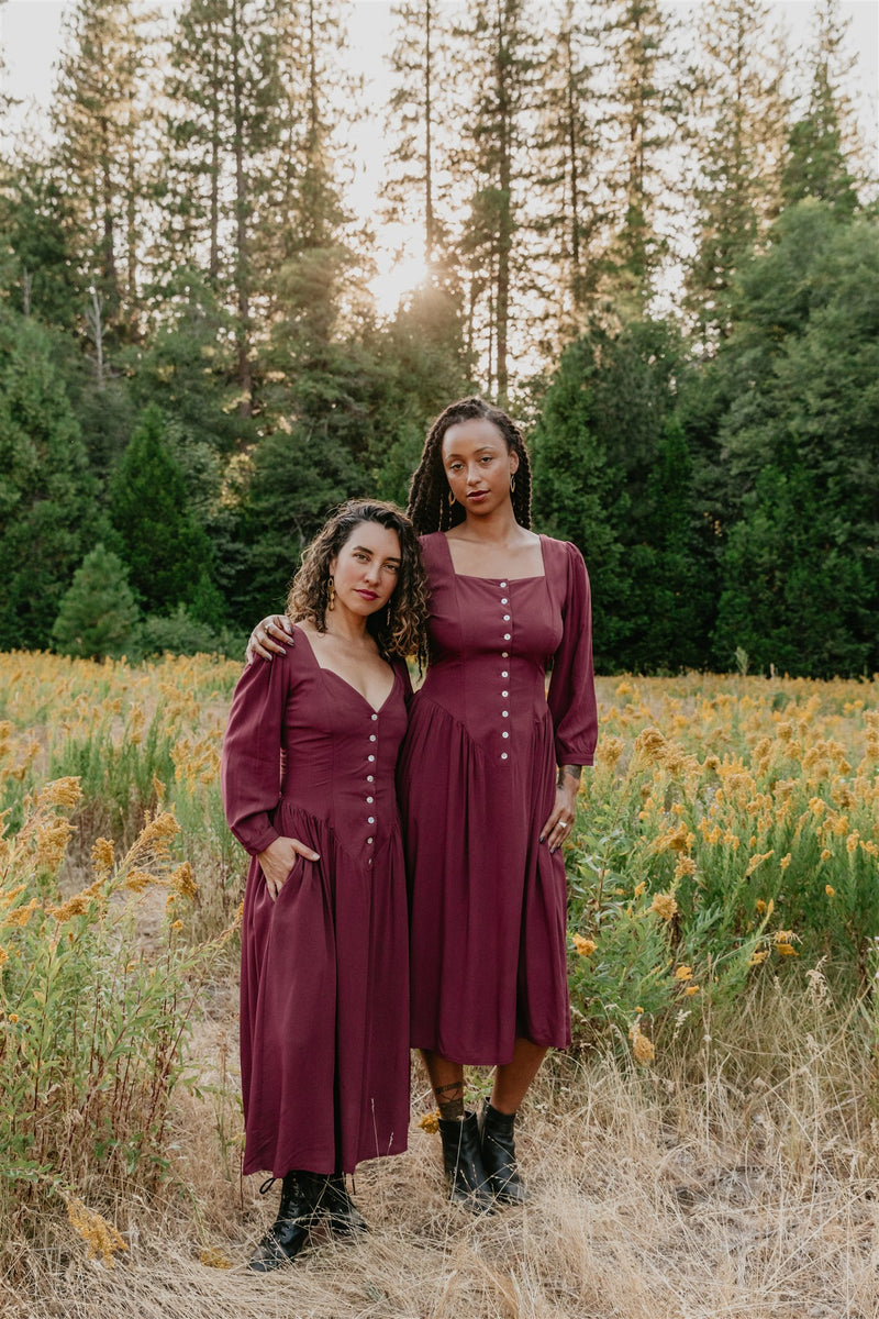 Prairie Dress in Merlot Challis – Field Day