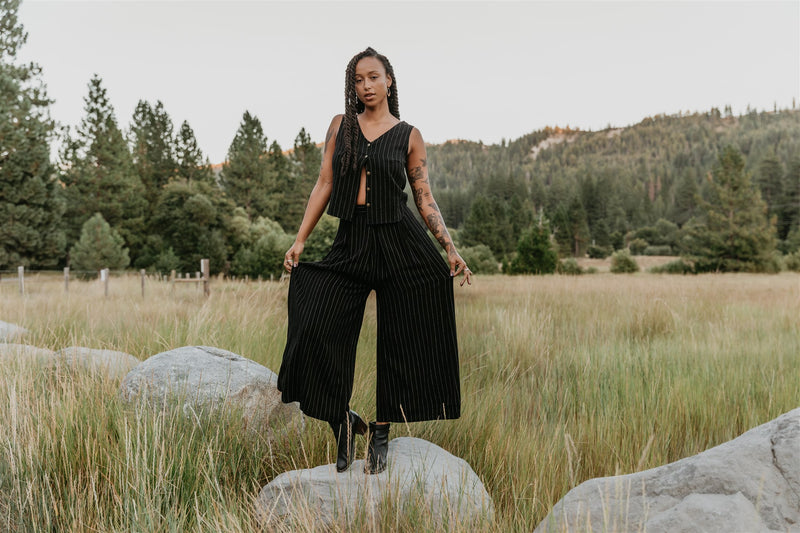 Rue Pants in Black Linen PinStripe