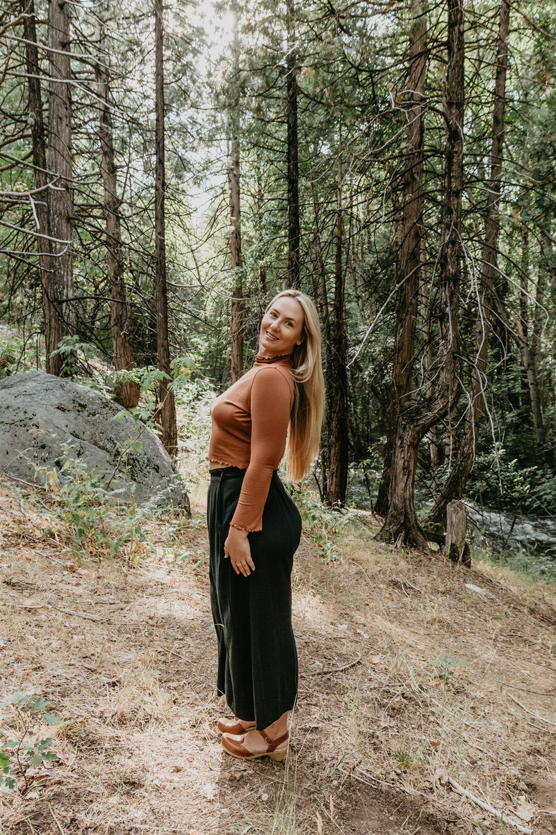 Rue Pants in Black Linen
