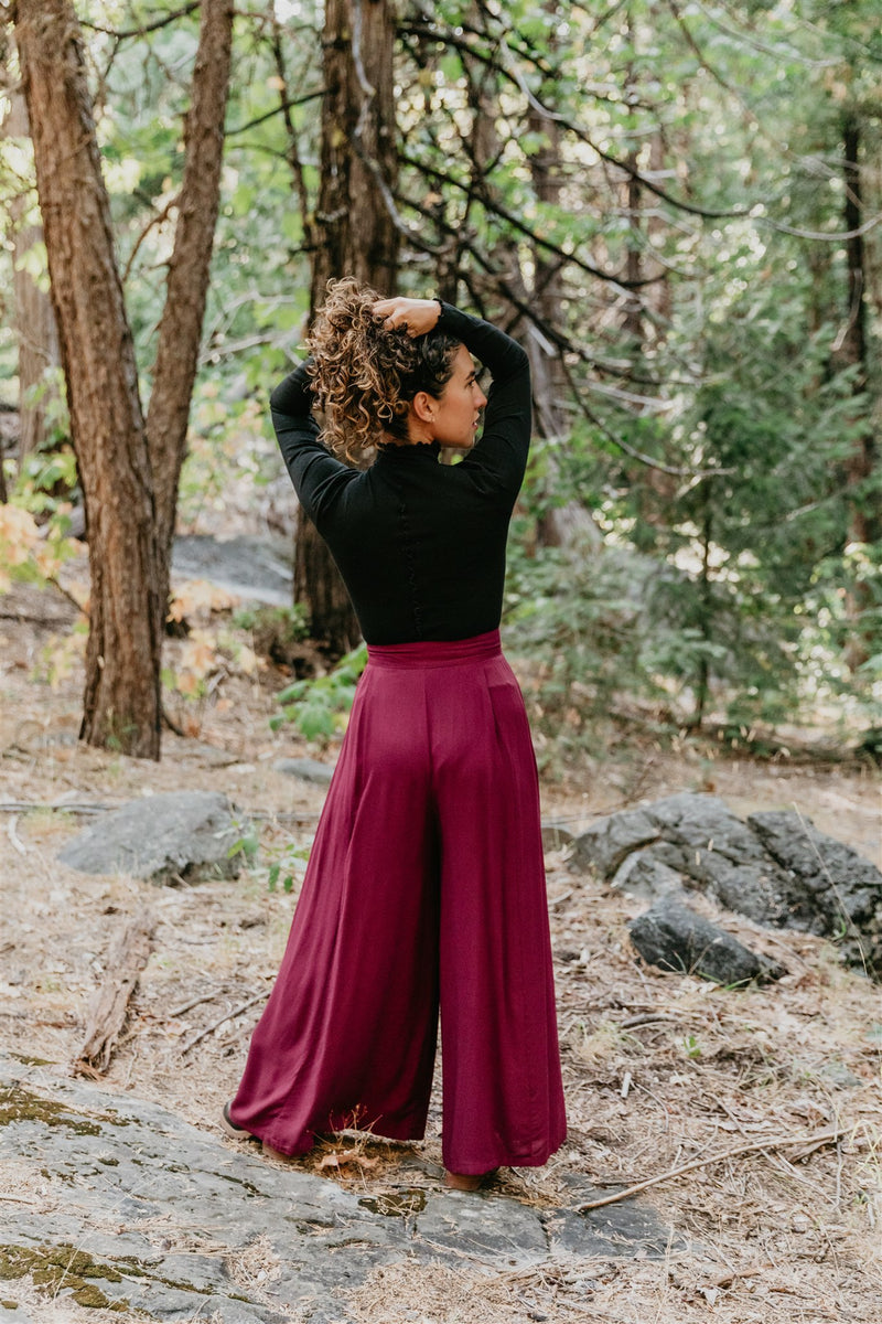 Wavy top in Black Cotton Knit