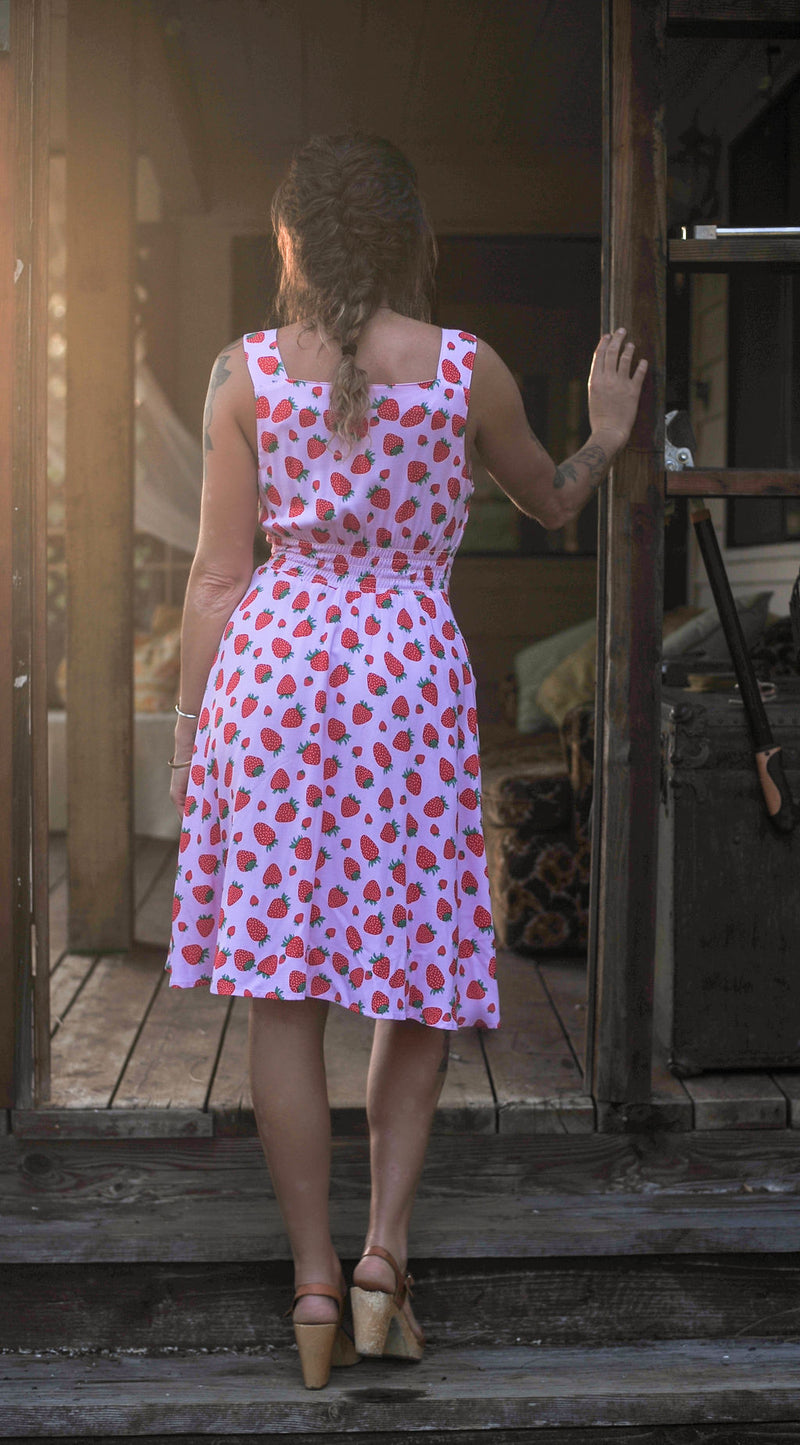 Sheet Dress in Strawberry Cotton
