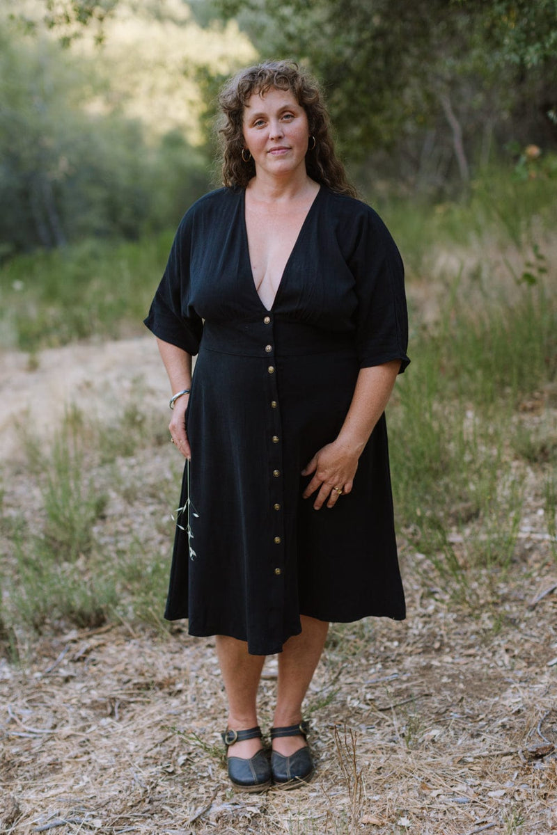 Finley Dress in Black Linen M Finley Dress in Black Linen M