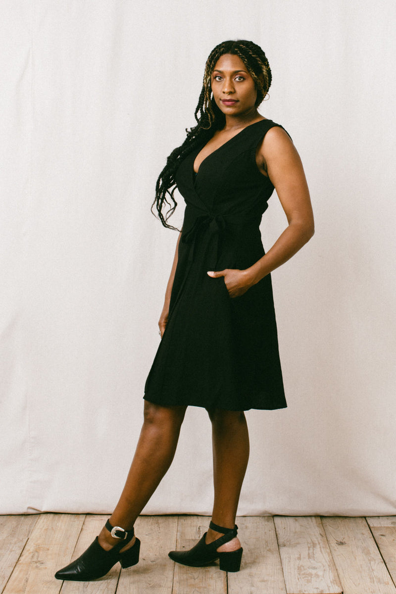 Thea Dress in Black Linen