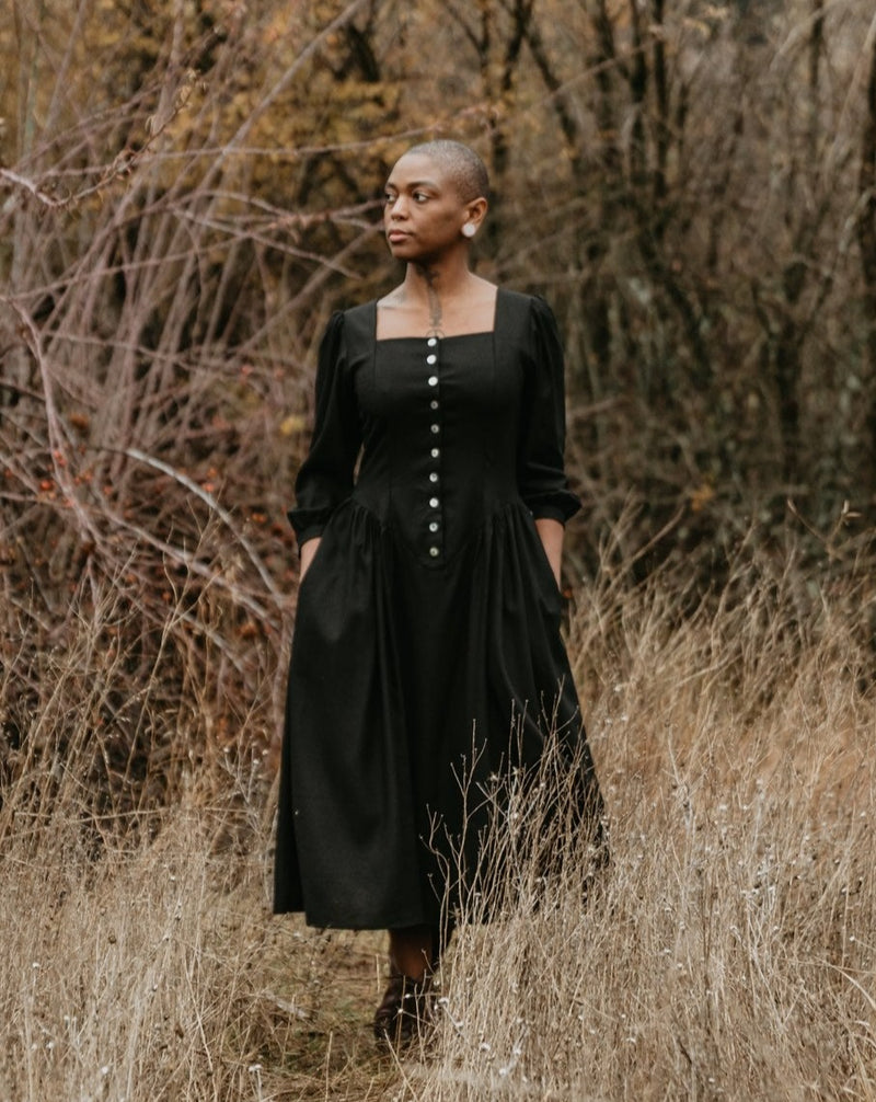 Prairie Dress in Black Linen – Field Day