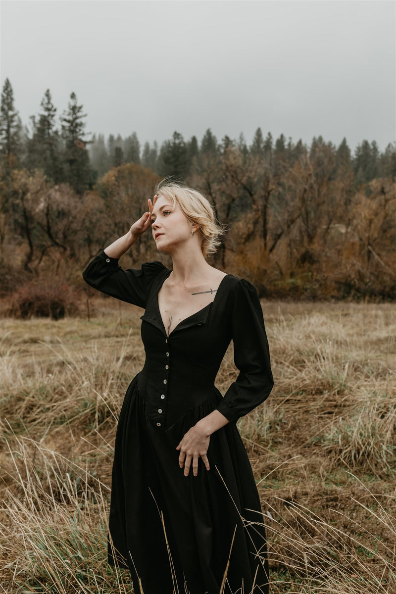 Prairie Dress in Black Linen – Field Day