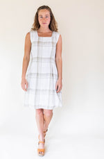 white natural cotton dress with pockets