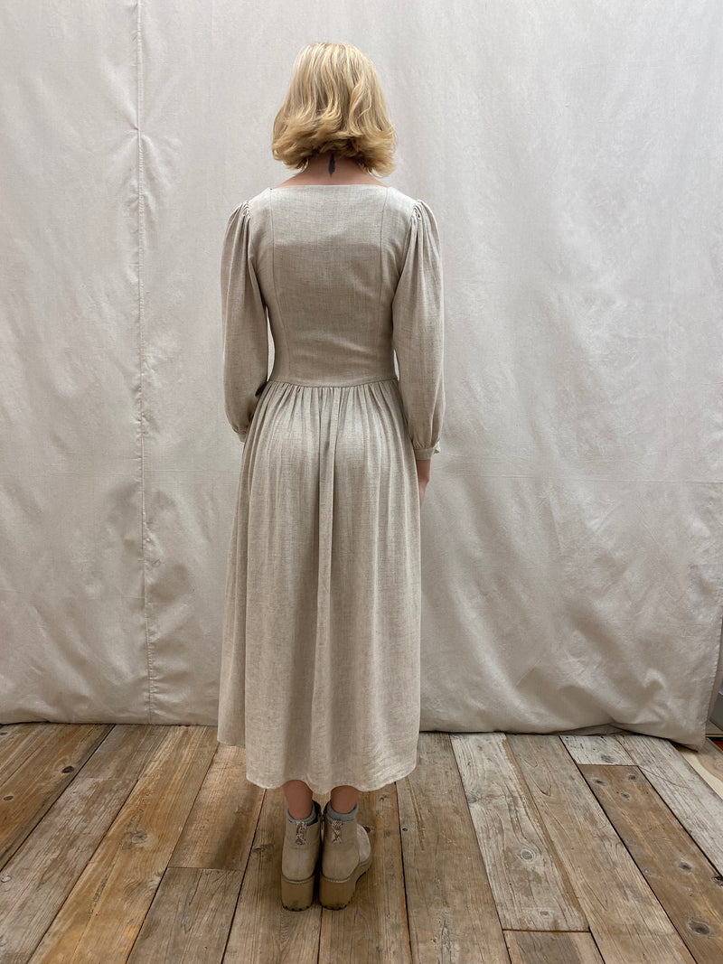 Prairie Dress in Oat Linen M Prairie Dress in Oat Linen M