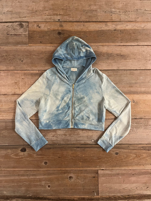 SIZE 2X Cropped Hoodie in Bamboo with Botanical Dyes