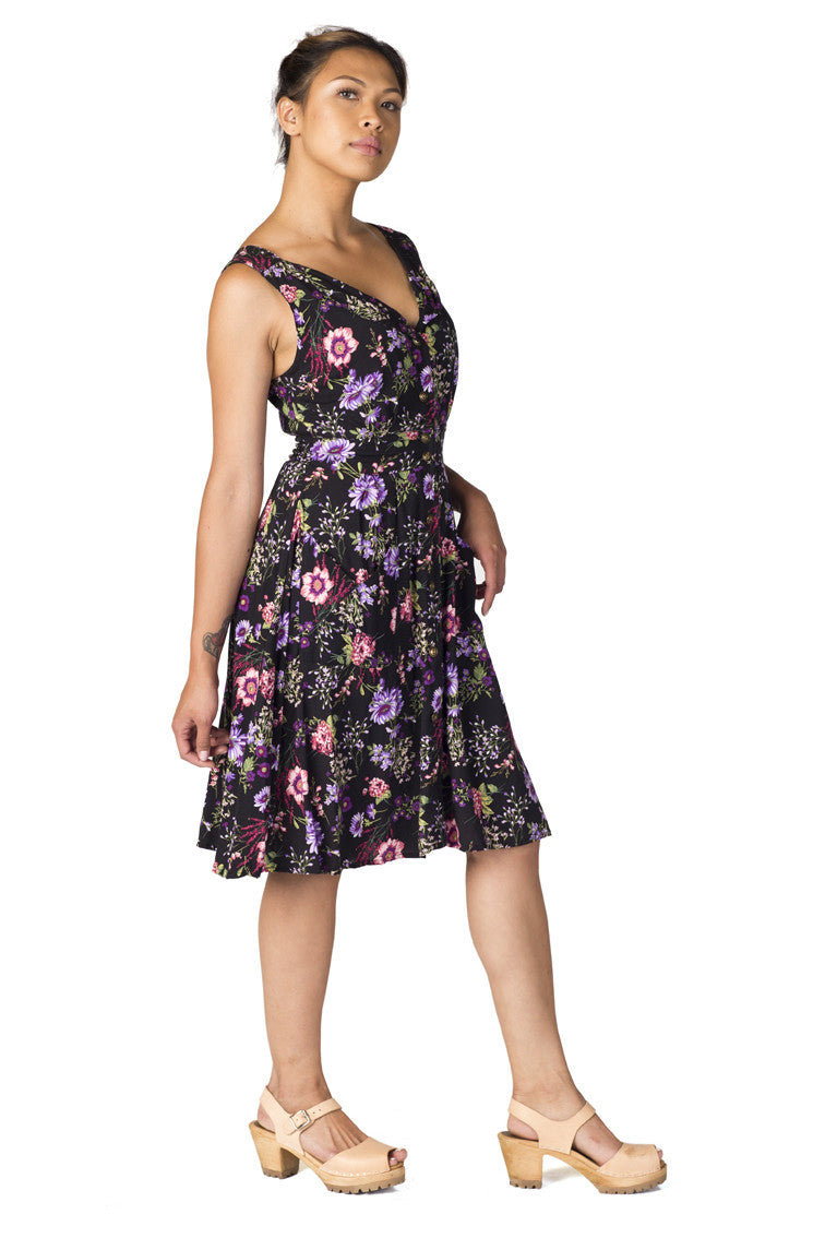 Sheet Dress in Black Herbal