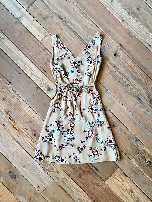 Wrap Dress in Taupe Floral